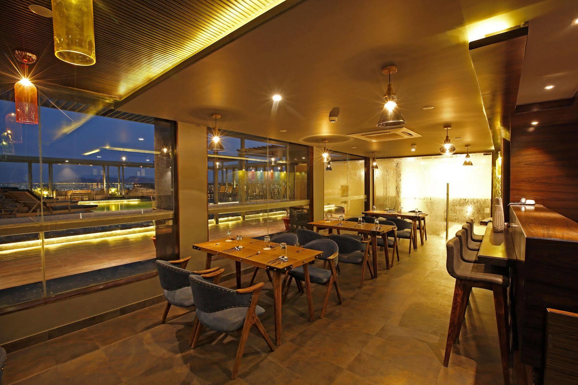 Hotel Grand Xenia à Ajmer Extérieur photo